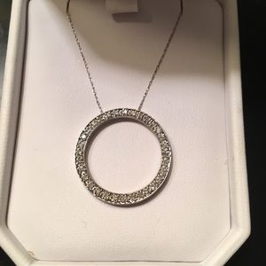 Diamond circle pendant